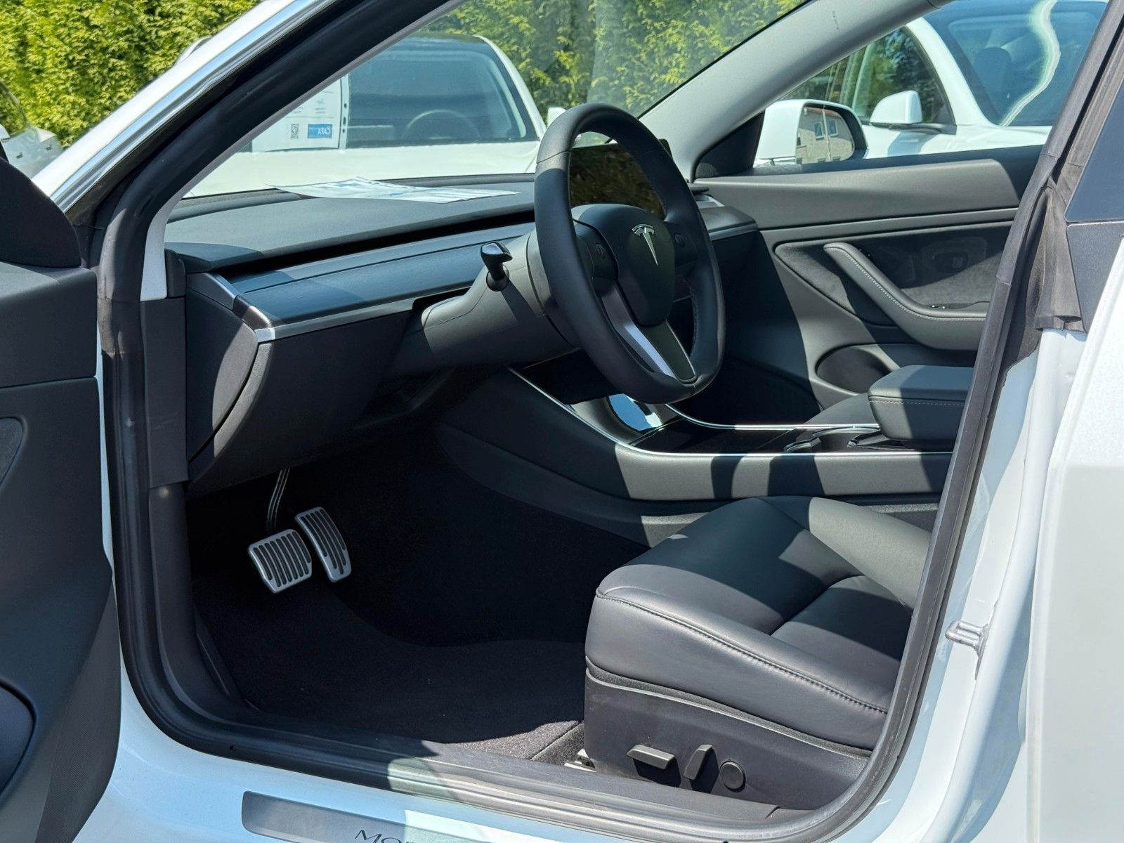 Tesla Model 3 Standard Range Plus Premium foto 9