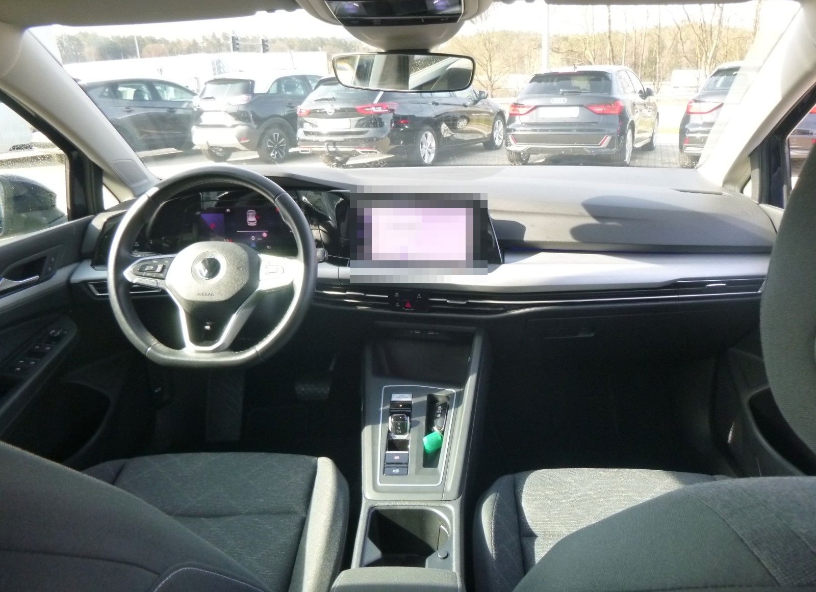 Volkswagen Golf VIII  1,0 eTSI Life >AUT/NAV/LED/KAM/SHZ< foto 12