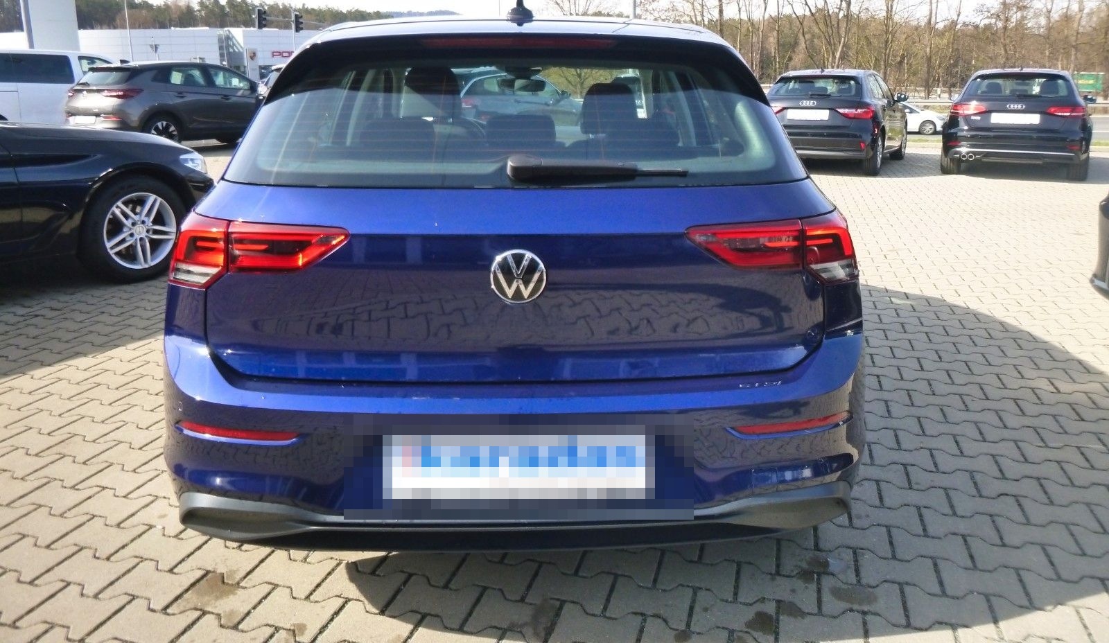 Volkswagen Golf VIII  1,0 eTSI Life >AUT/NAV/LED/KAM/SHZ< foto 7