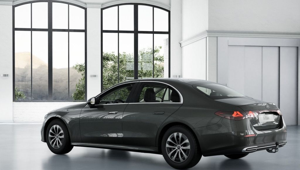 Mercedes-Benz E 220 d Avantgarde AHK LED Navi Kamera Spurh.-As foto 14