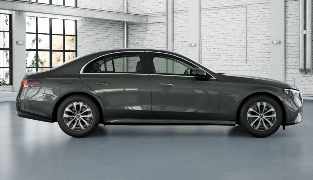 Mercedes-Benz E 220 d Avantgarde AHK LED Navi Kamera Spurh.-As foto 8