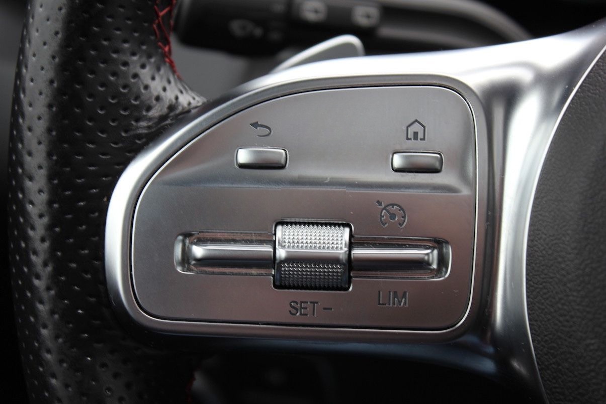 Mercedes-Benz EQB 300 4Matic AMG PANO 847 7-Sitz 27097 € NETTO foto 17