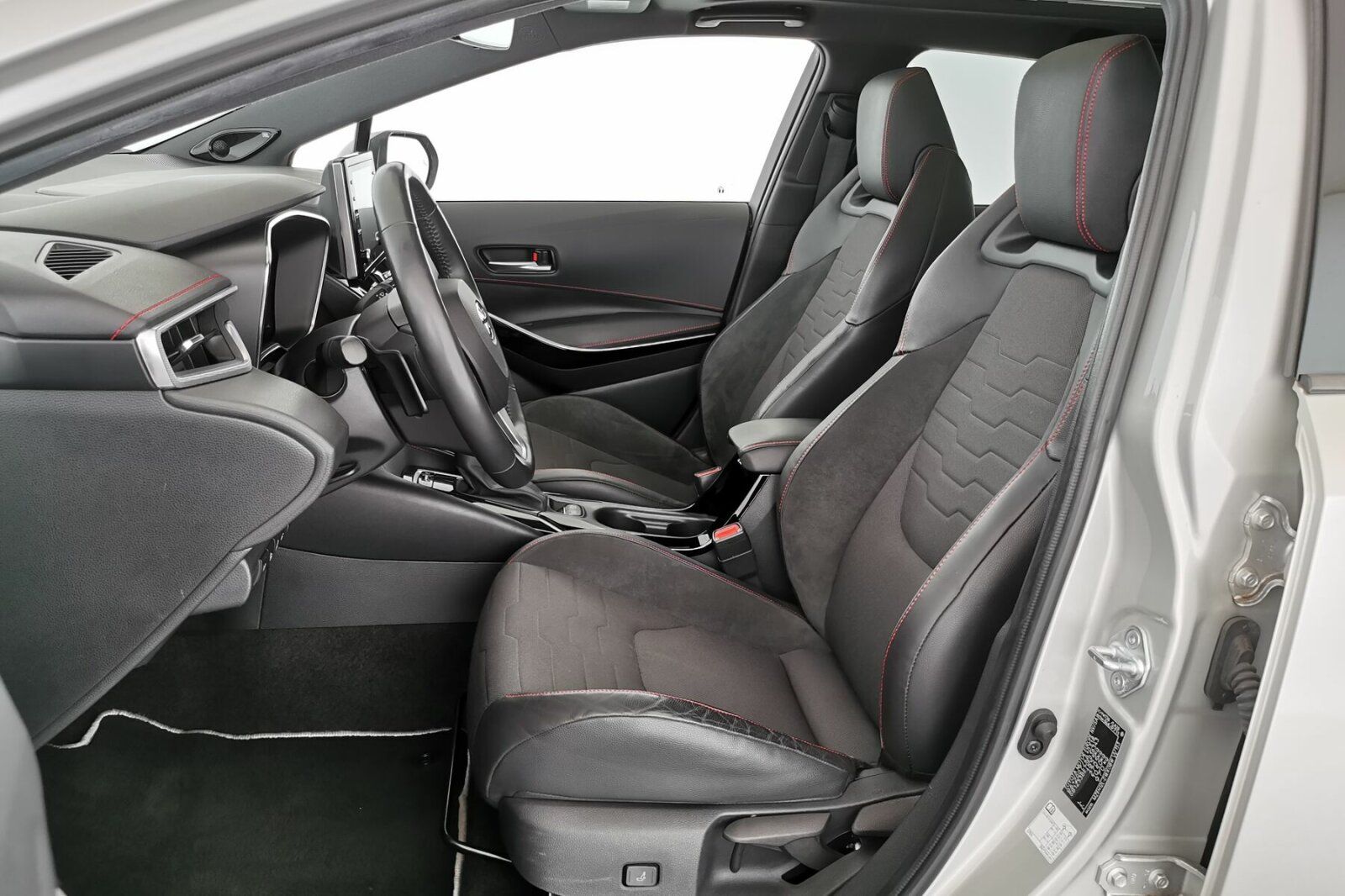 Toyota Corolla 2.0 Hybrid Lounge PANO+LED+RFK+SHZ+BT+ foto 10