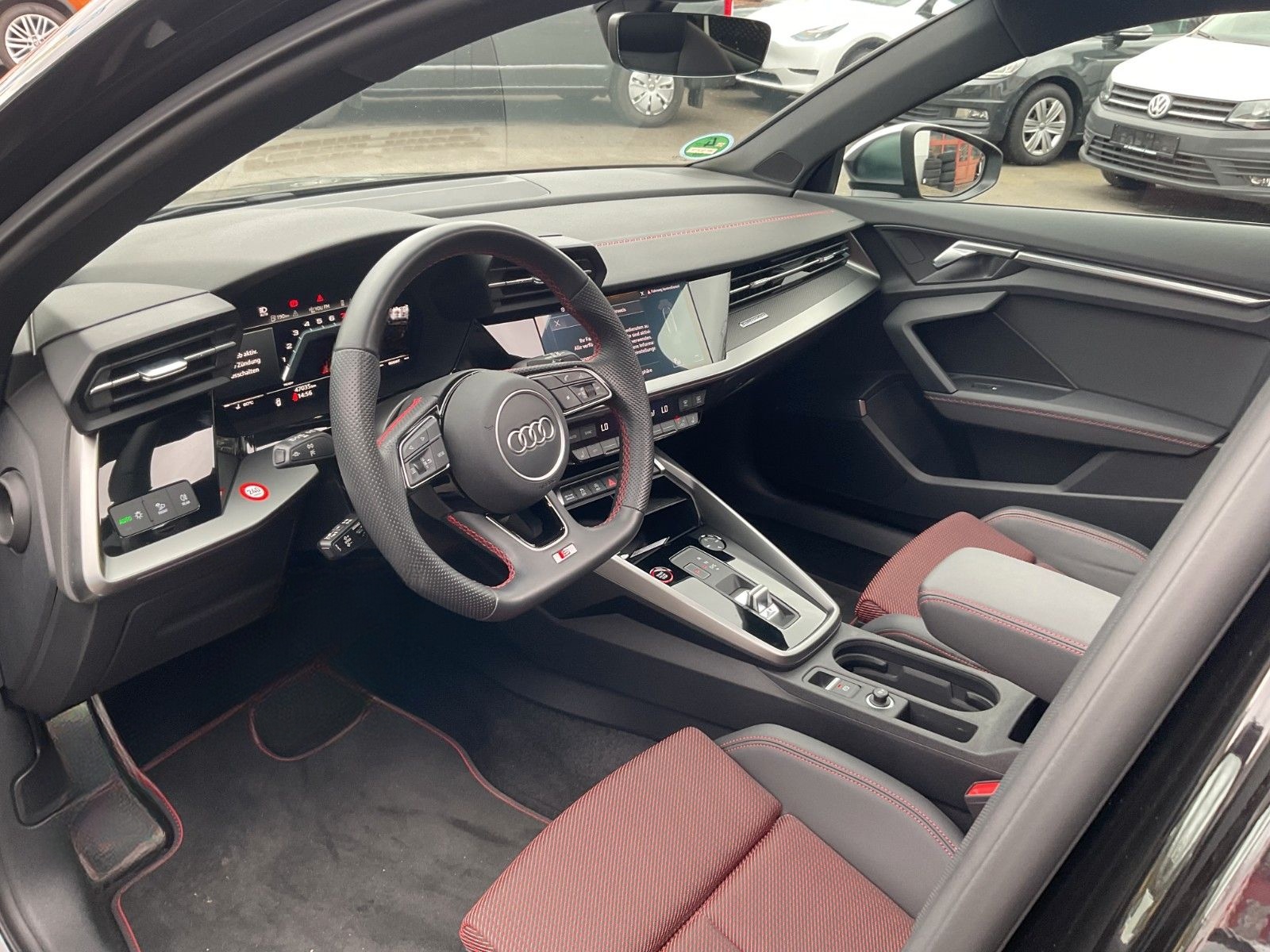 Audi S3 Sportback 2.0 TFSI quattro MATRIX Pano foto 13