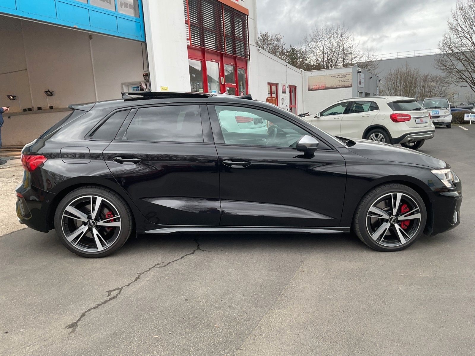 Audi S3 Sportback 2.0 TFSI quattro MATRIX Pano foto 4