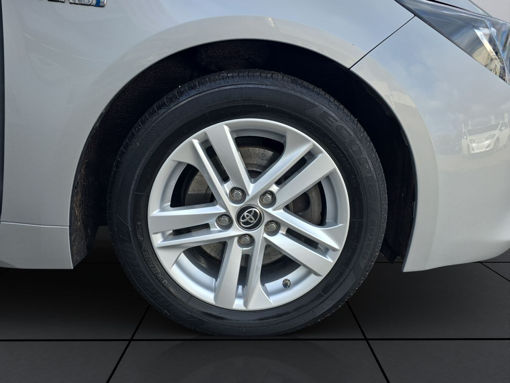 Toyota Corolla 2.0 Hybrid Business Edition foto 25