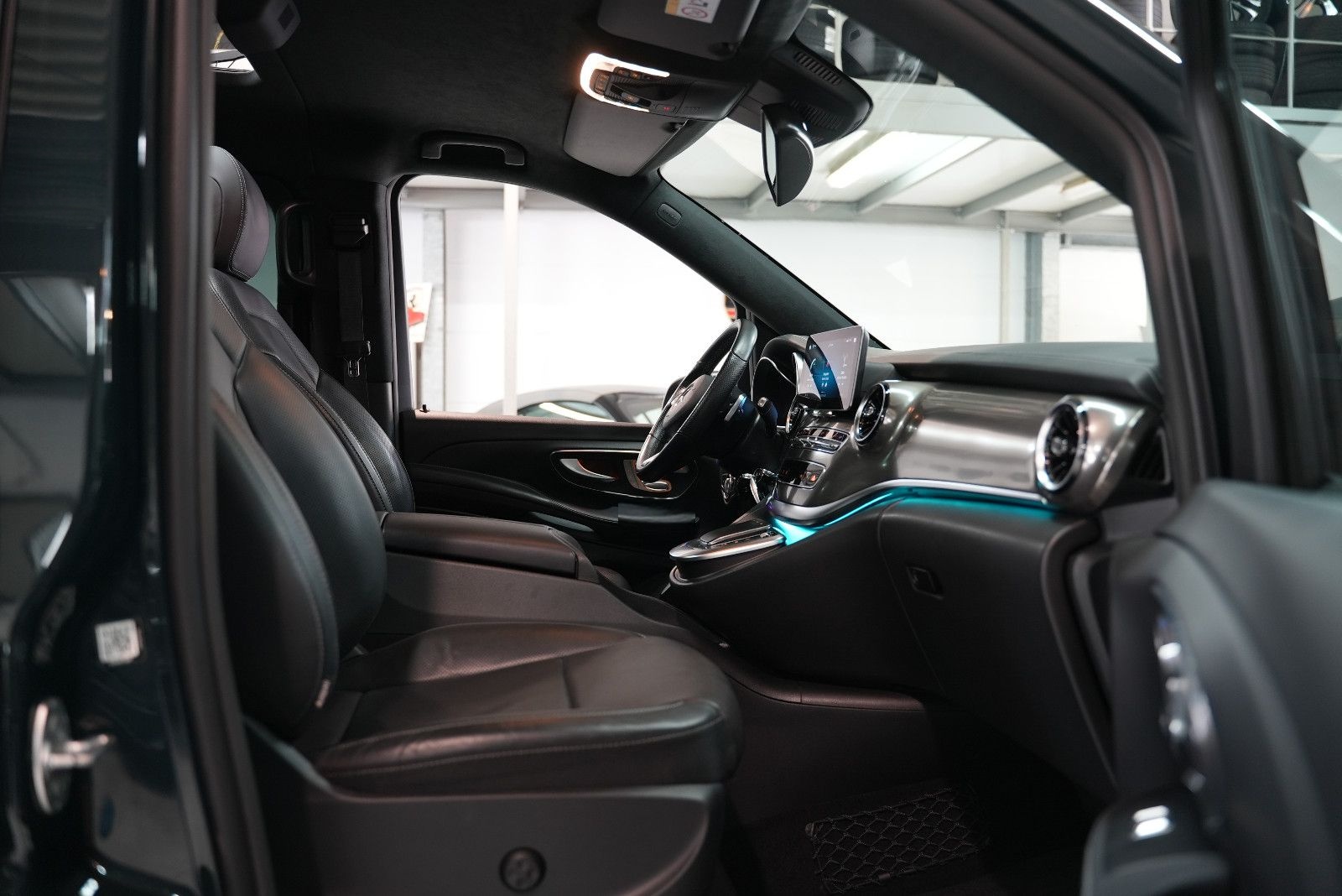 Mercedes-Benz V 300 d EXCLUSIVE EDITION 4M LANG*PAN*LEDER*VOLL foto 12