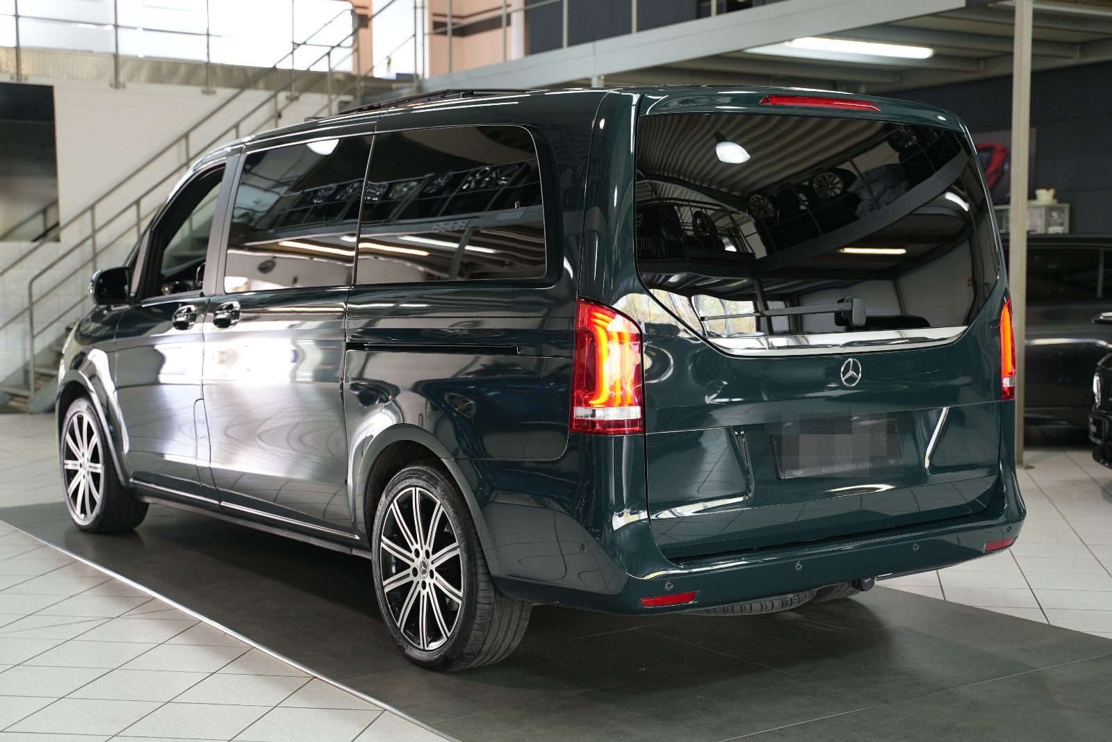 Mercedes-Benz V 300 d EXCLUSIVE EDITION 4M LANG*PAN*LEDER*VOLL foto 6