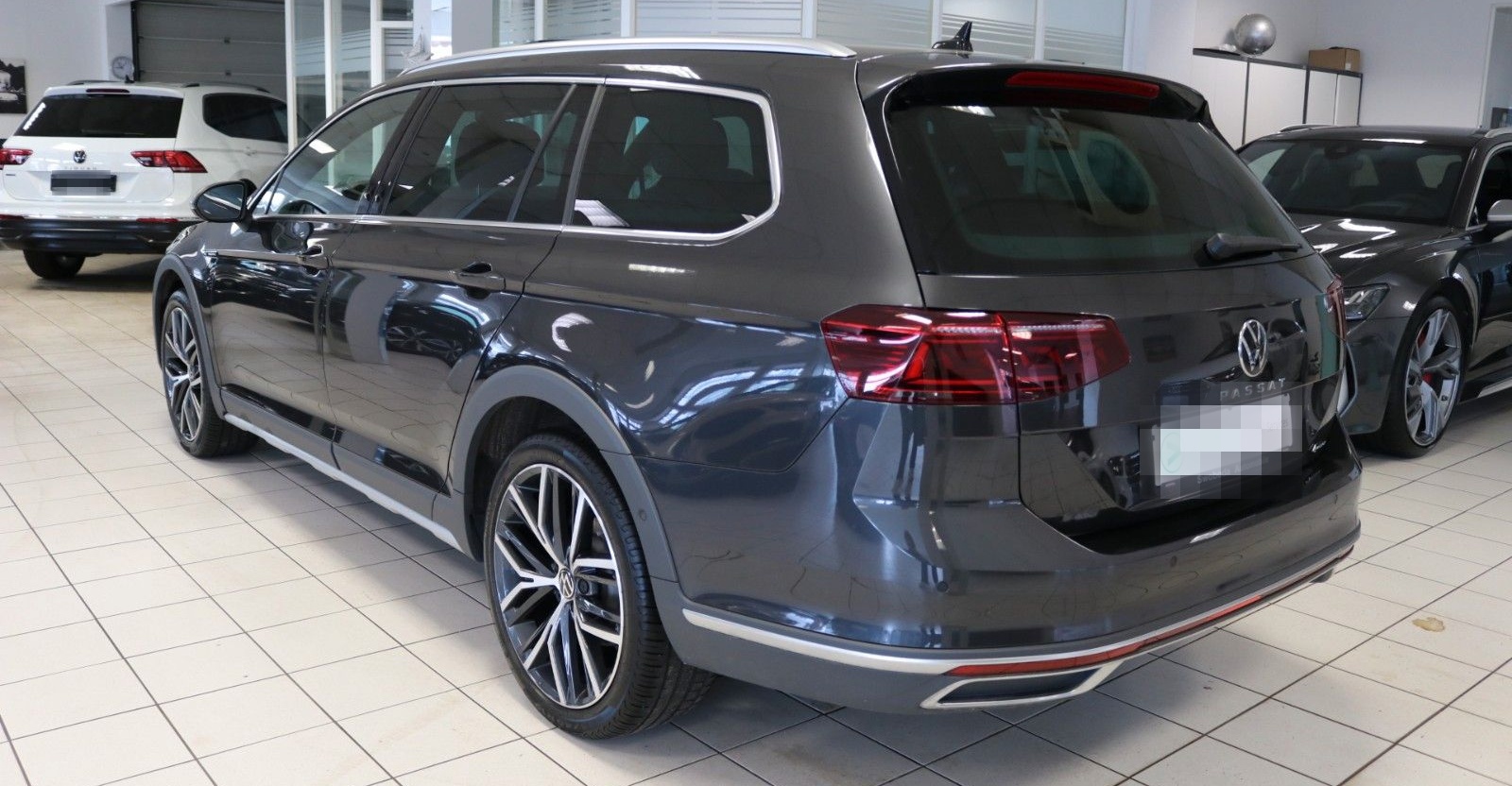 Volkswagen Passat Alltrack DCCHUD Matrix STHZ 360° Pano ACC foto 11