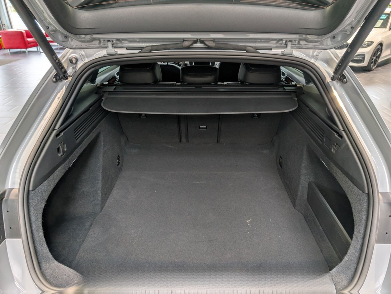 Volkswagen Arteon  Shooting Brake 2.0 TSI DSG R-Line 8-fach foto 12