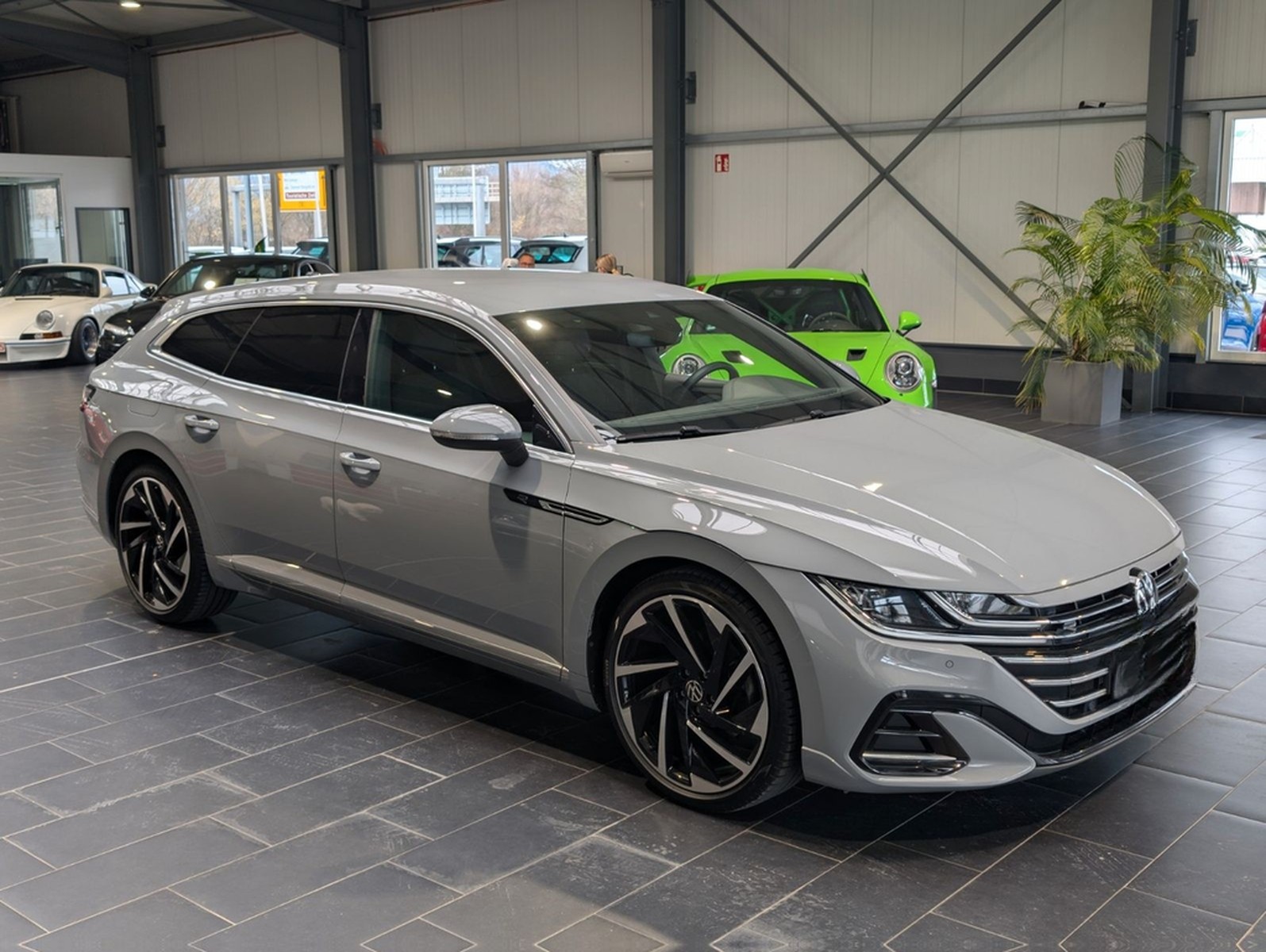 Volkswagen Arteon  Shooting Brake 2.0 TSI DSG R-Line 8-fach foto 5