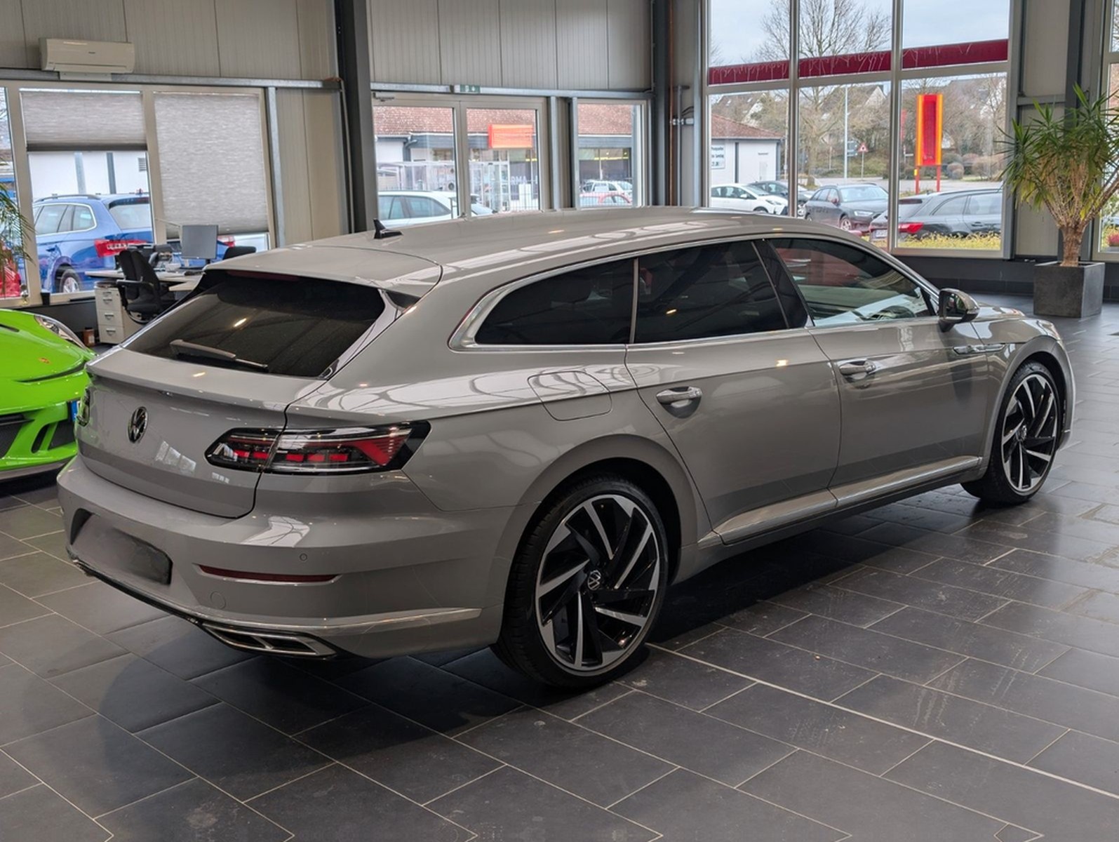 Volkswagen Arteon  Shooting Brake 2.0 TSI DSG R-Line 8-fach foto 6