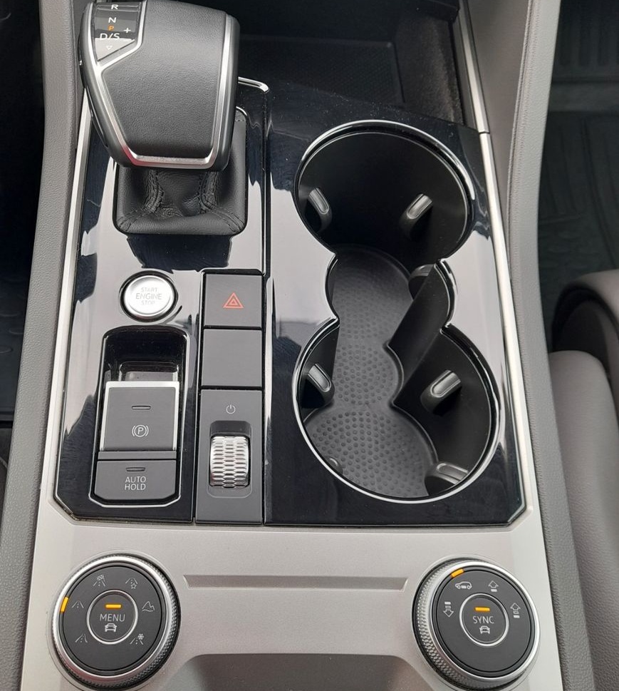 Volkswagen Touareg Atmosphere 4M LEDER/LED/LUFT/AHK/ALU19 foto 8