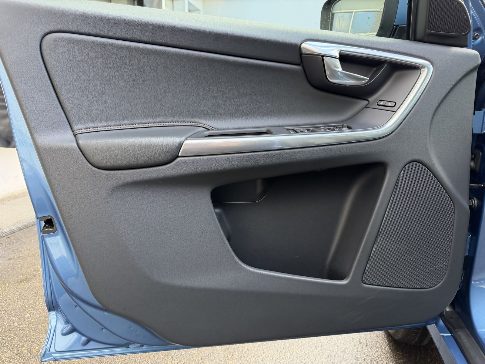 Volvo XC60 D5 Summum AWD Xenon Navi Pano Leder Senus  foto 11