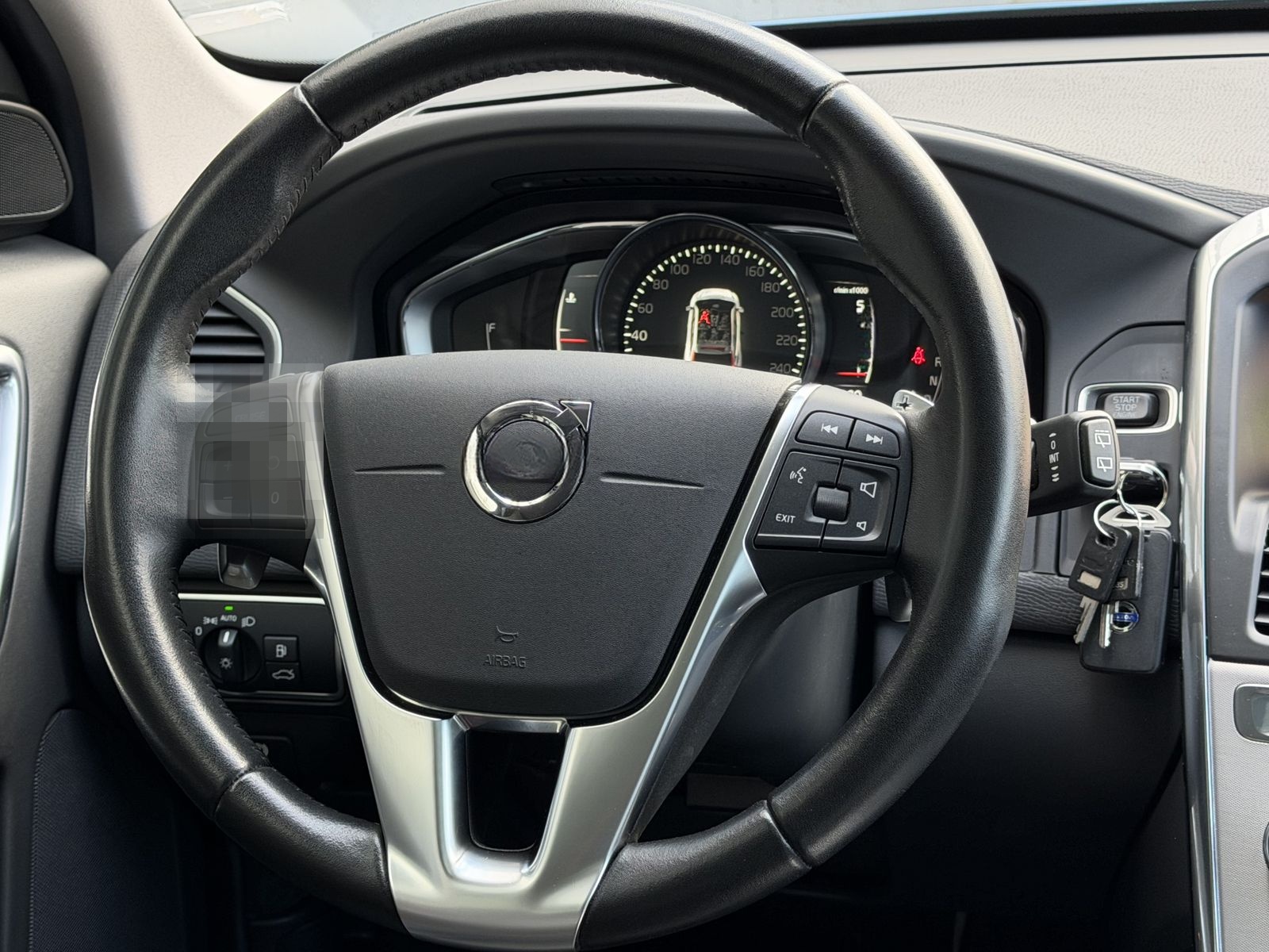 Volvo XC60 D5 Summum AWD Xenon Navi Pano Leder Senus  foto 18