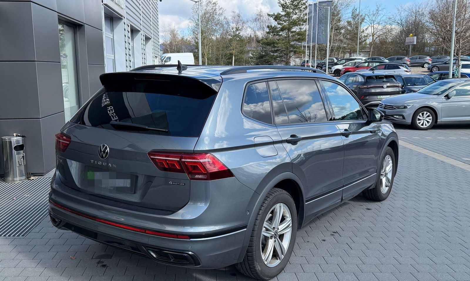 Volkswagen Tiguan Allspace 2.0 TDI 4M.R-Line/NAVI/7 SITZE/L foto 3