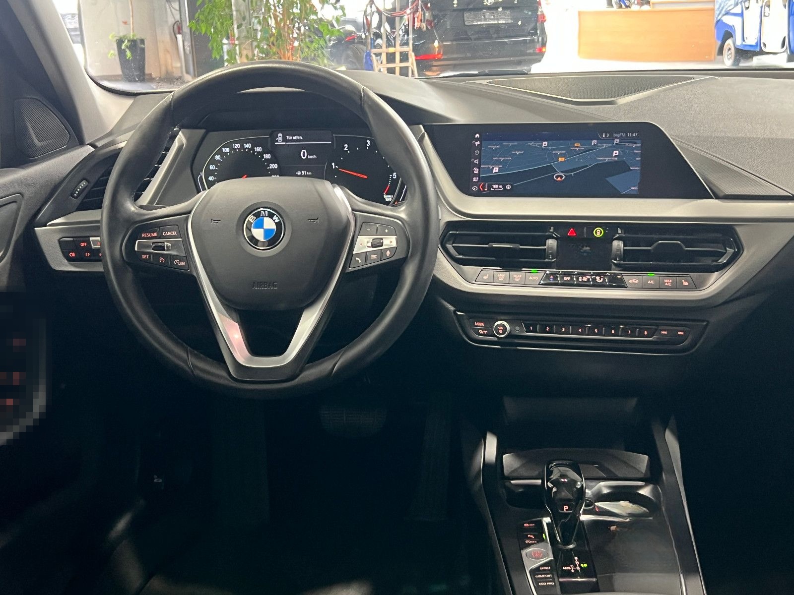 BMW 116d Lim. Automatik **Navi*AHK*SHZ*PDC** foto 10