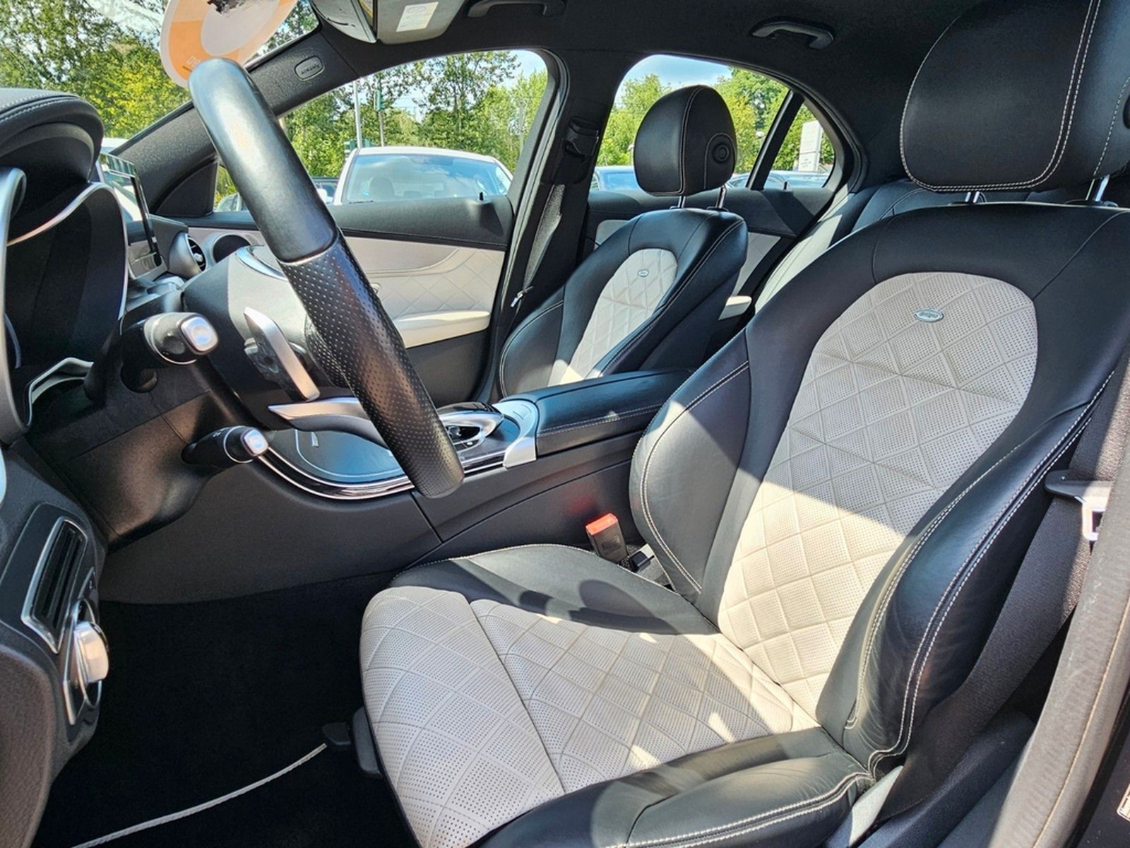 Mercedes-Benz C 400 4Matic Edition 1*LED*Keyless*Designo Innen foto 13