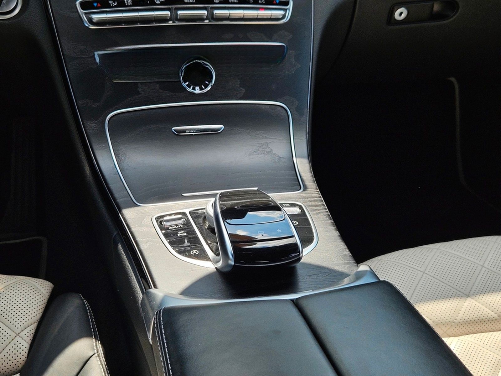 Mercedes-Benz C 400 4Matic Edition 1*LED*Keyless*Designo Innen foto 32