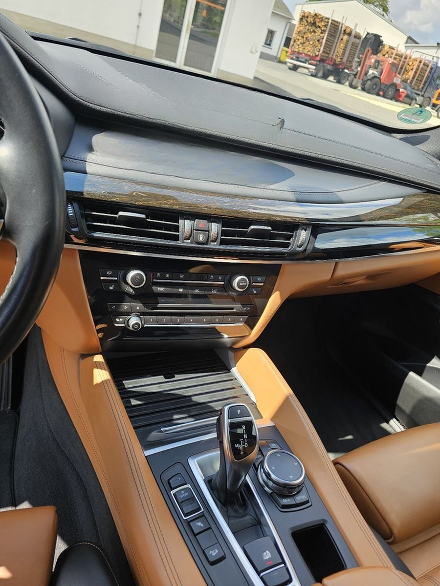 BMW X6 xDrive40d - foto 9