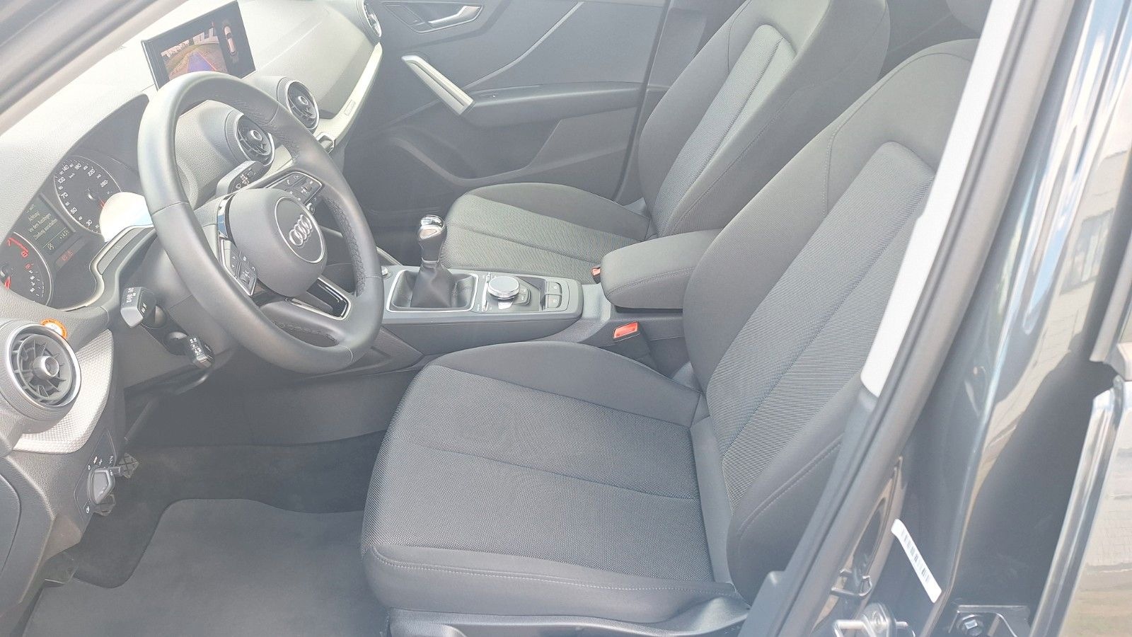 Audi Q2 30 TFSI Navi,Kamera,LED,Tempo, foto 13