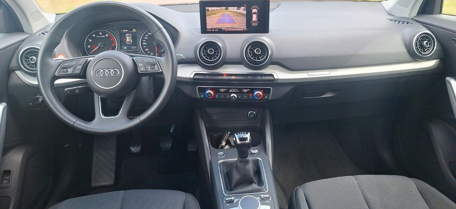 Audi Q2 30 TFSI Navi,Kamera,LED,Tempo, foto 16