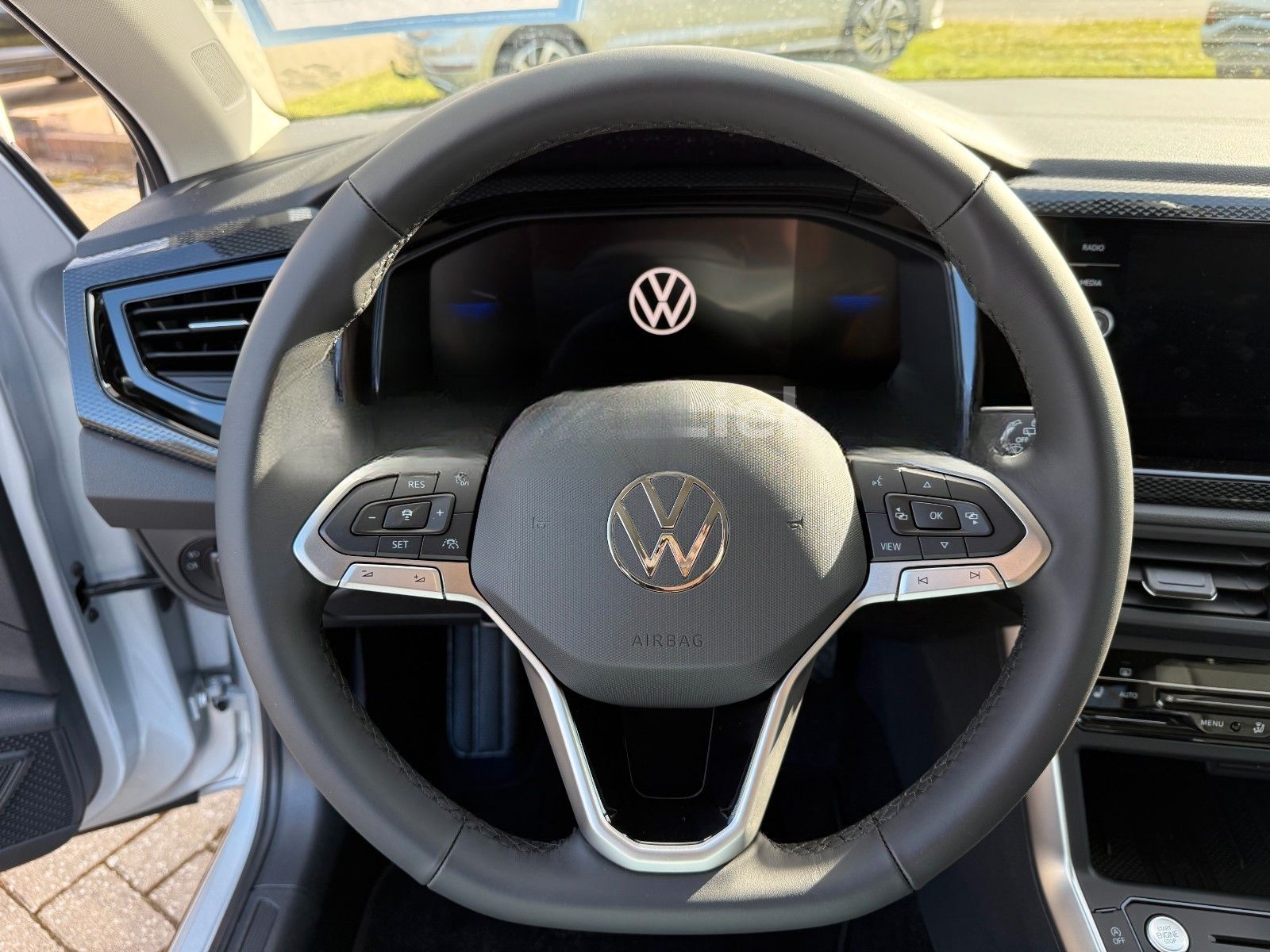 Volkswagen Taigo 1.0 TSI Life *ACC*SHZ*PDC*RFK*DAB*LED* foto 16