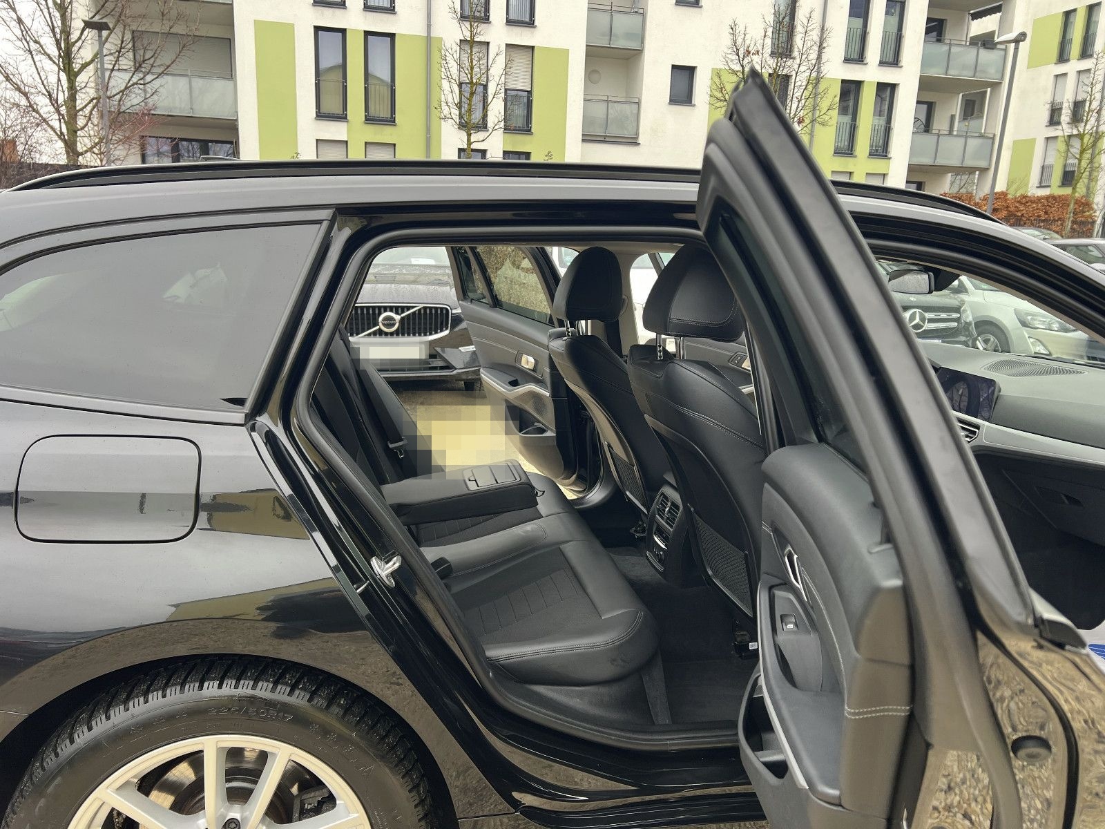 BMW 320 d Touring xDrive Advantage TOTWINKEL+LEDER foto 18