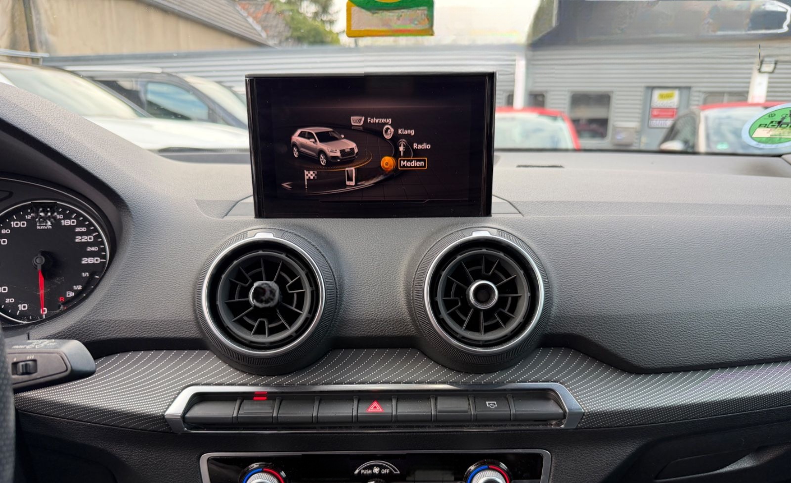 Audi Q2 quattro sport 3x  S-Line*LED*8-Fach*Scheckhft foto 12