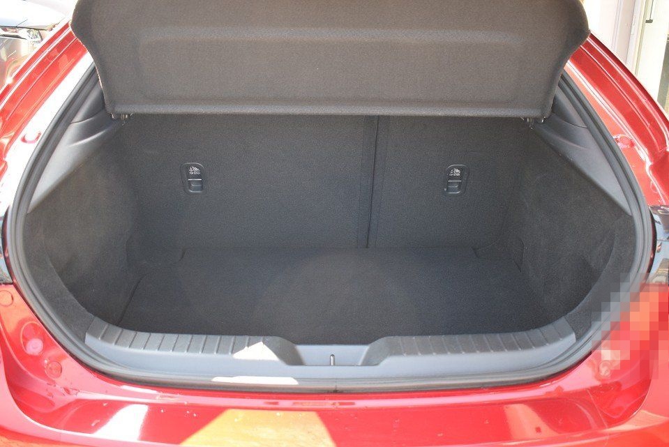 Mazda 3 2.5 140PS Takumi BOSE® Matrix-LED Leder 360° u foto 14