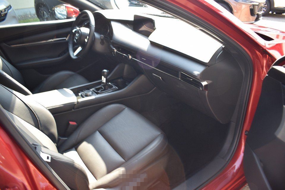 Mazda 3 2.5 140PS Takumi BOSE® Matrix-LED Leder 360° u foto 21