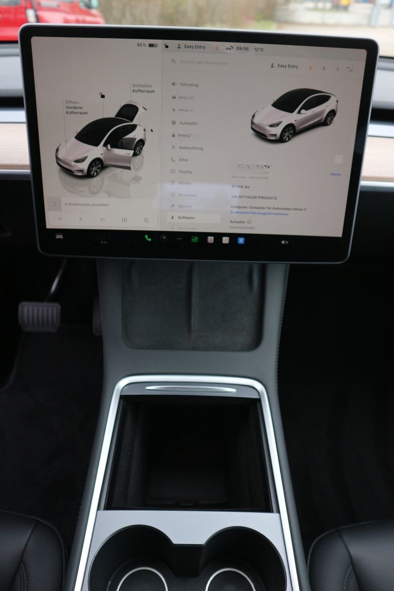 Tesla Model Y Long Range Dual AWD Heckspoiler Leder foto 10