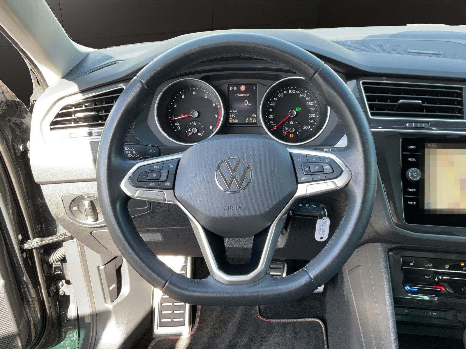 Volkswagen Tiguan 2.0TSI Urban Sport 4M DSG Navi+LED+ACC+Kl foto 10