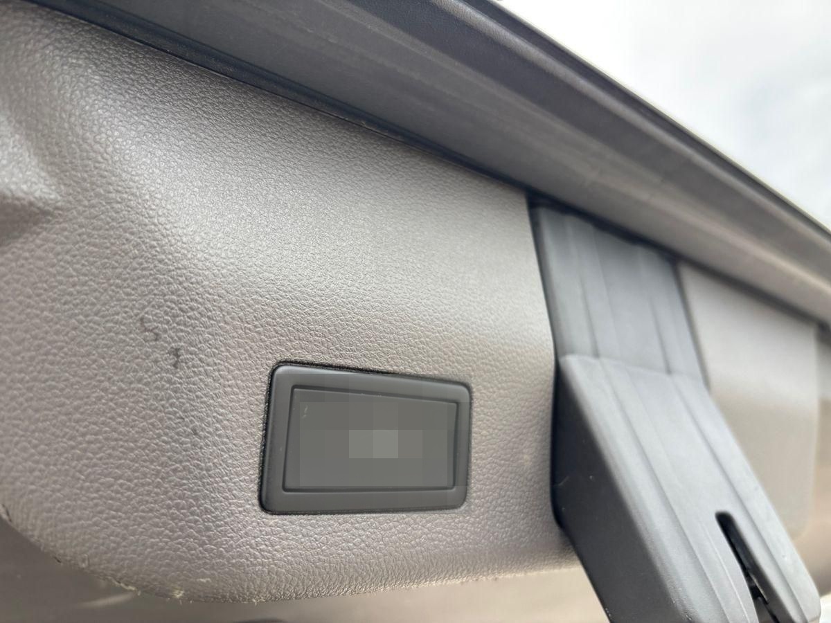 Volkswagen T7 Multivan 1,4 eHybrid STYLE LR+AHK+AREA+NAVI foto 18