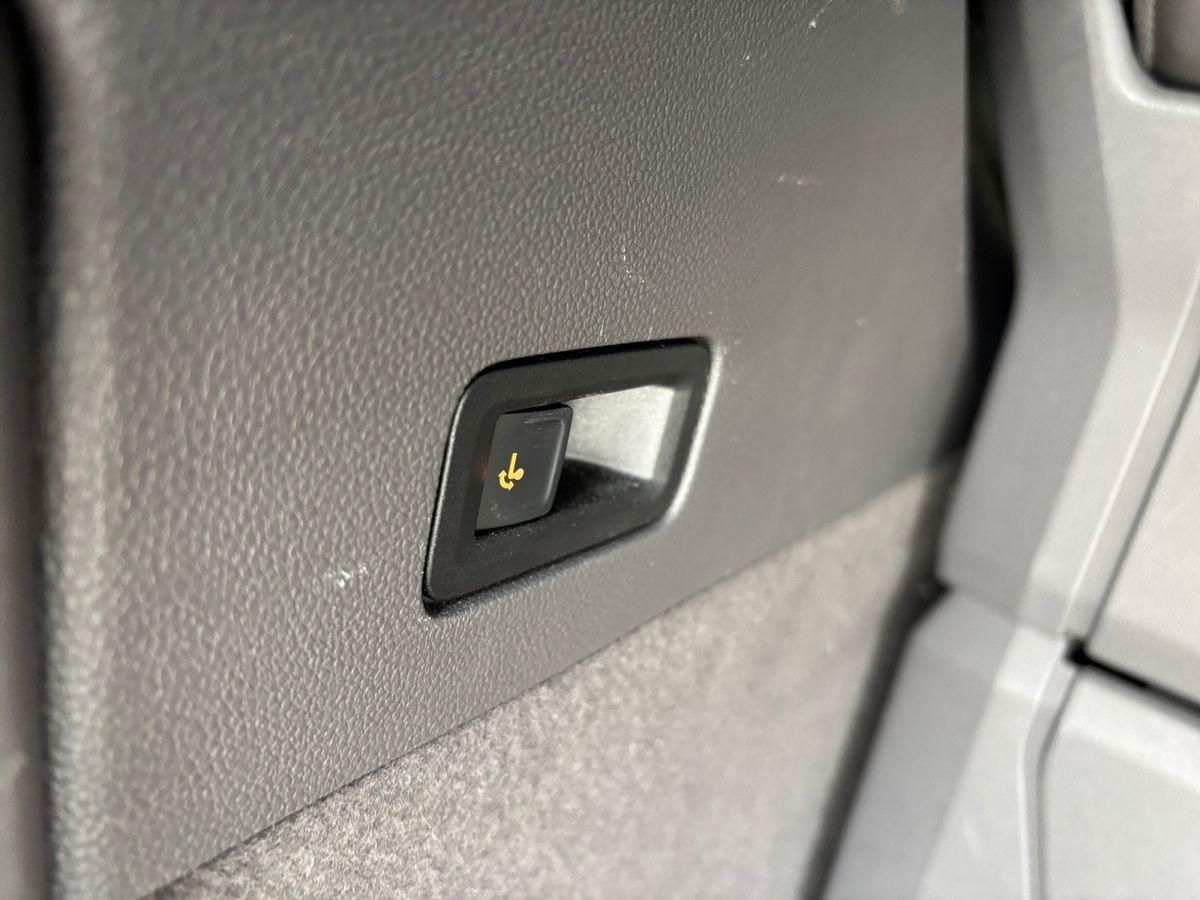 Volkswagen T7 Multivan 1,4 eHybrid STYLE LR+AHK+AREA+NAVI foto 19