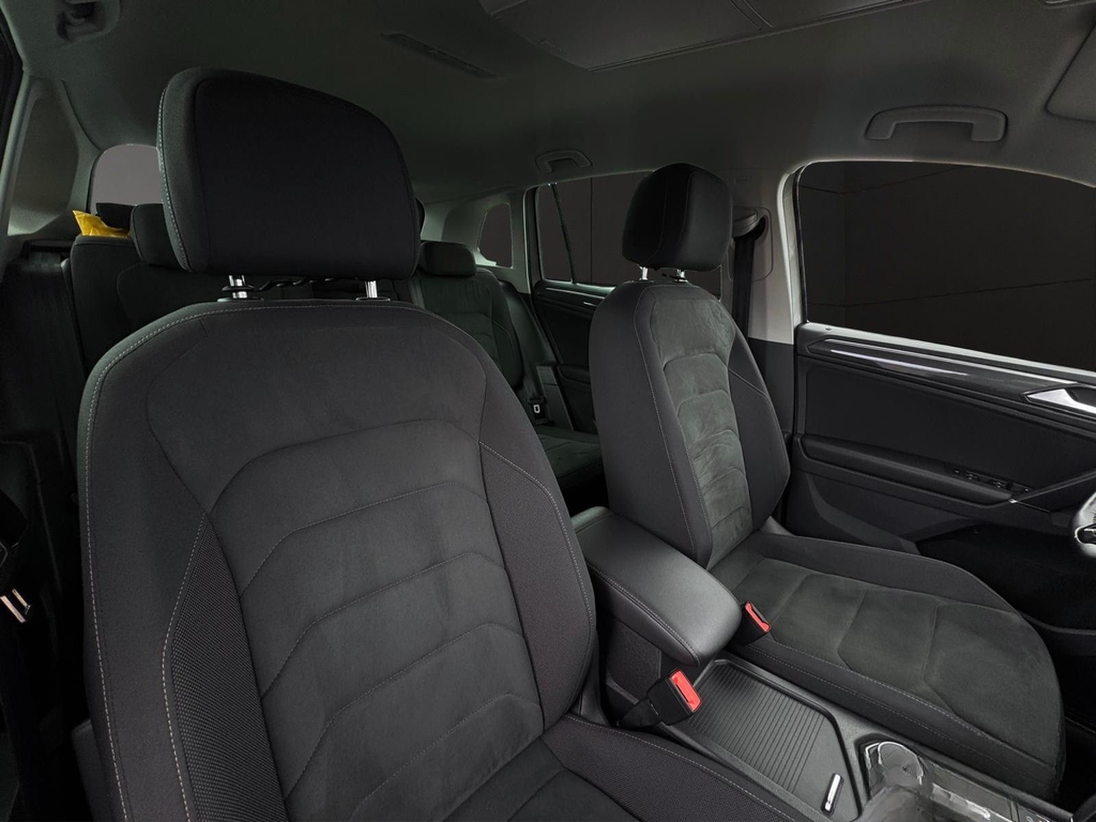 Volkswagen Tiguan 4M R-LINE°AHK°HEAD-UP°NAVI°KAMERA°4xSHZ foto 18