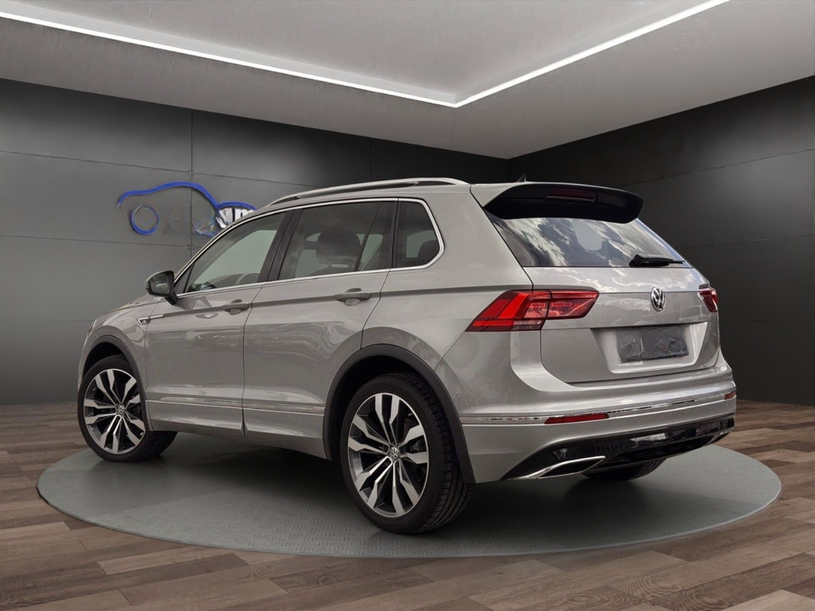 Volkswagen Tiguan 4M R-LINE°AHK°HEAD-UP°NAVI°KAMERA°4xSHZ foto 4