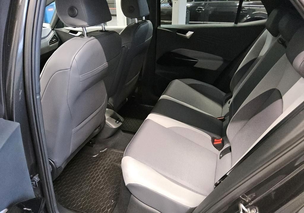 Volkswagen ID.3 DESIGN 62KWh AHK+KAMERA+ACC+MATRIX+NAVI+APP foto 4