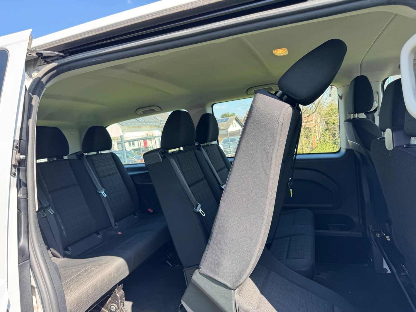 Mercedes-Benz Vito Tourer 109 CDI Pro FWD lang 9Sitzer+1Hand! foto 16