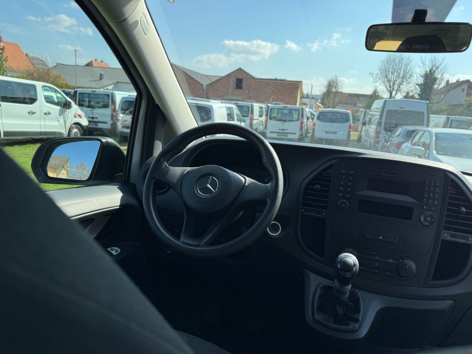 Mercedes-Benz Vito Tourer 109 CDI Pro FWD lang 9Sitzer+1Hand! foto 18