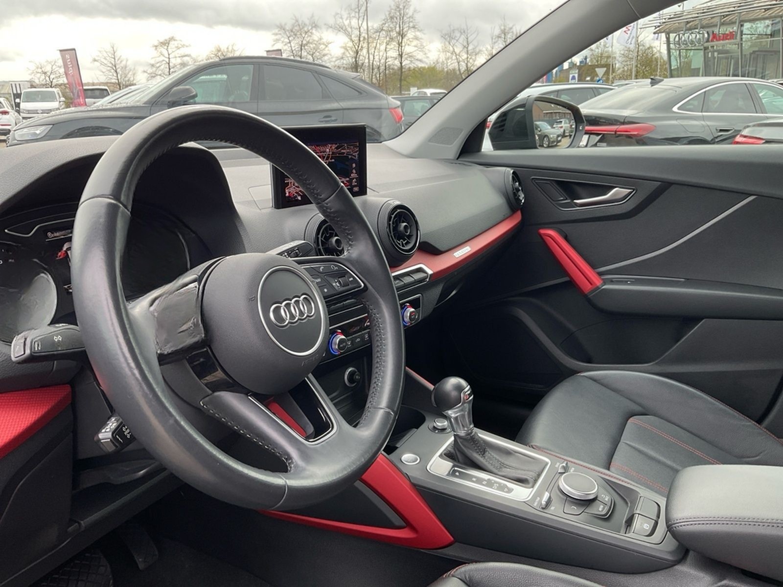 Audi Q2 sport 2.0 TFSI quattro ACC LED KEYLESS NAVI foto 20