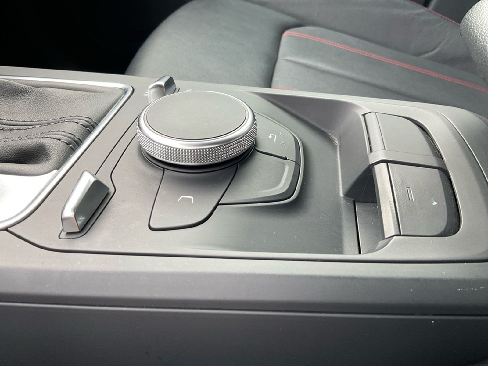 Audi Q2 sport 2.0 TFSI quattro ACC LED KEYLESS NAVI foto 21