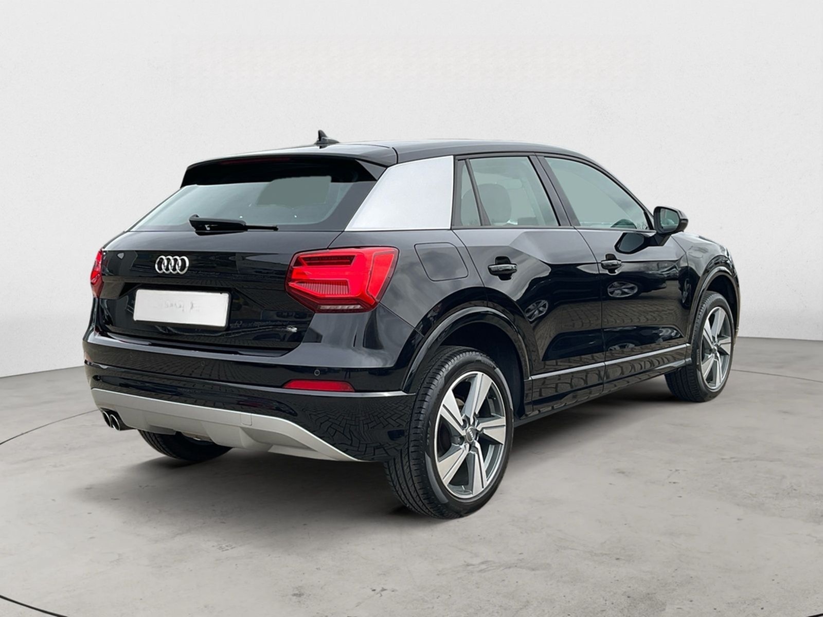 Audi Q2 sport 2.0 TFSI quattro ACC LED KEYLESS NAVI foto 6