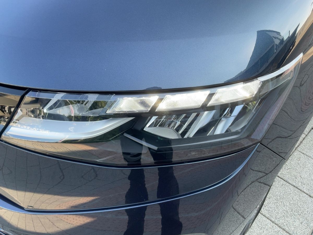 Volkswagen T7 Multivan lang 2.0 TDI 5JG+LED+NAV+SHZ+PDC+AHK foto 16