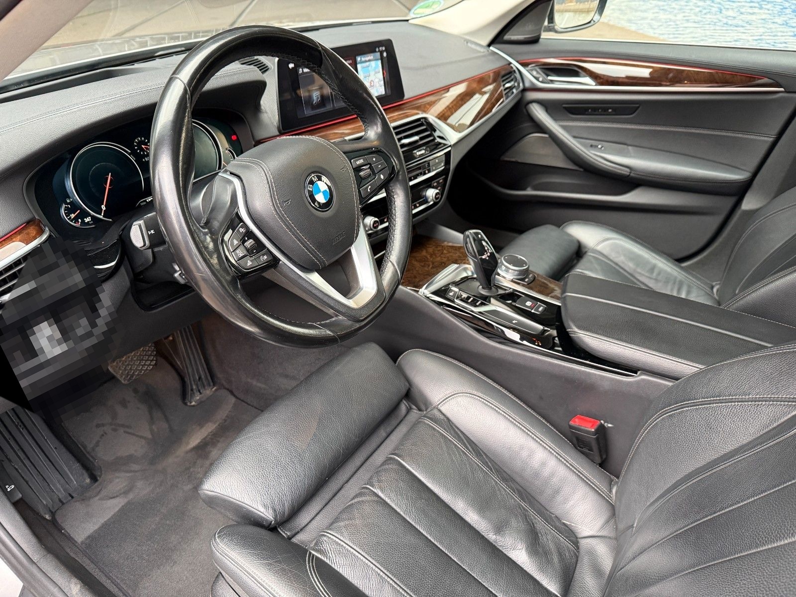 BMW 530i Touring H/K Standh ACC HUD Pano AHK Scheckh foto 5