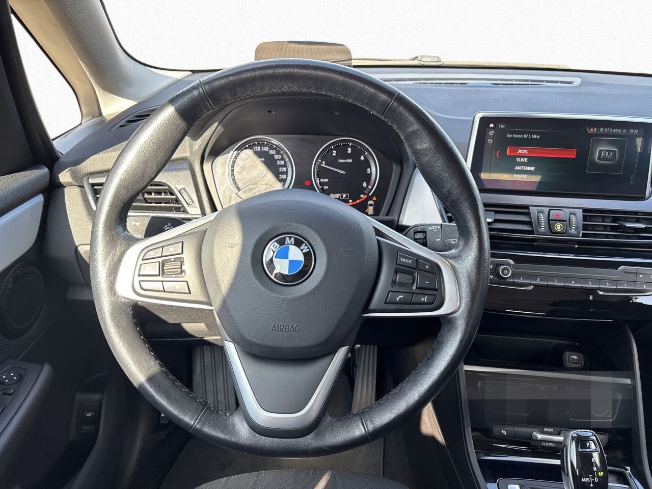 BMW 218d Active Tourer Navi+ HuD ParkAss DriAss+ foto 17