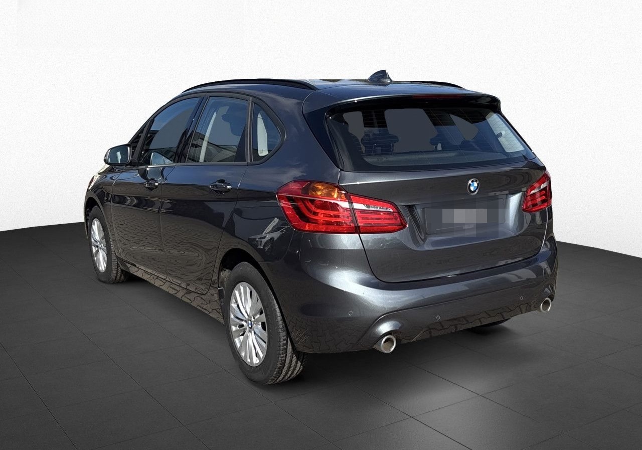 BMW 218d Active Tourer Navi+ HuD ParkAss DriAss+ foto 6