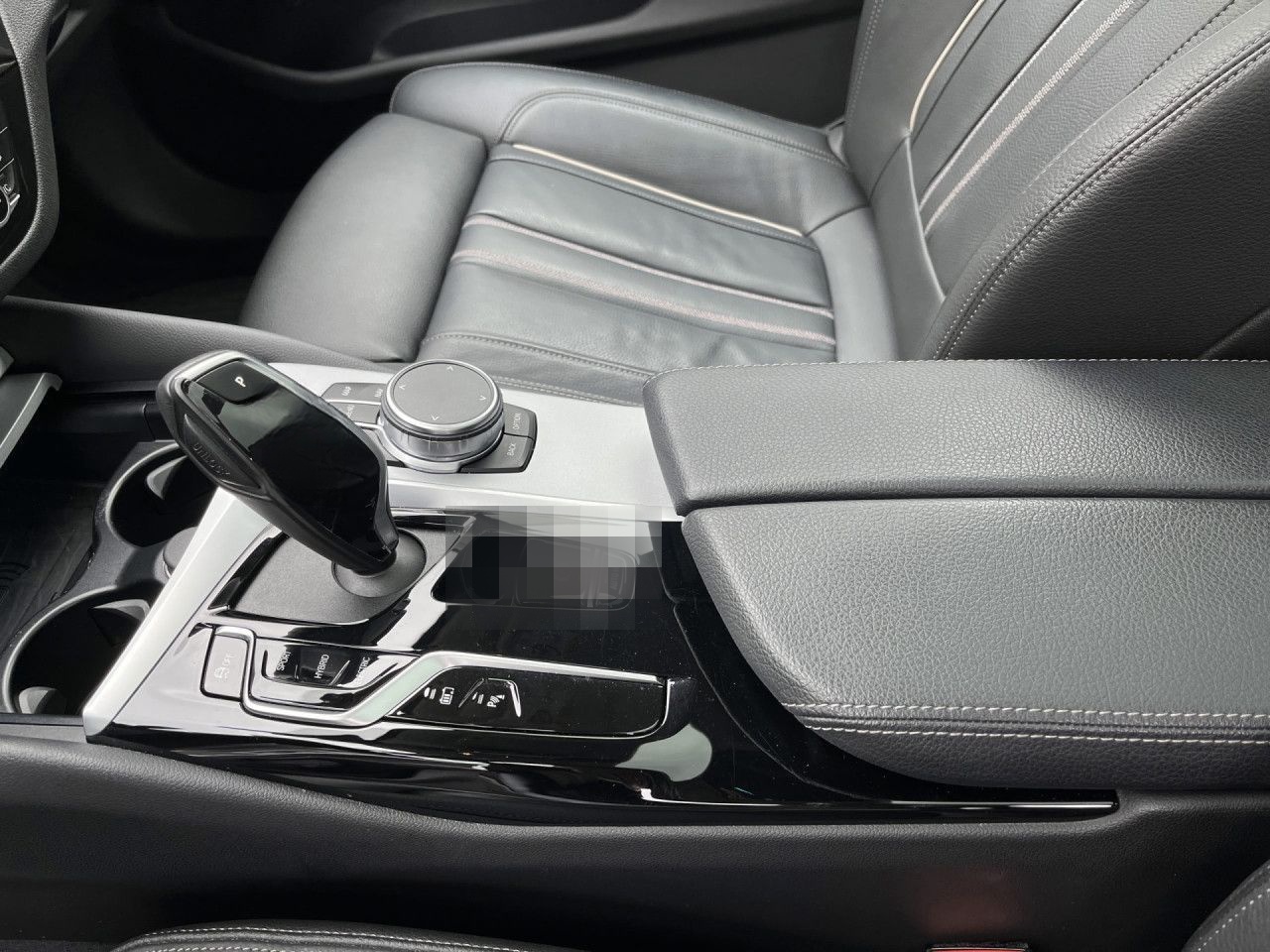 BMW 530e Touring LC-Prof HUD DAB RFK Pano Laser 18" foto 11