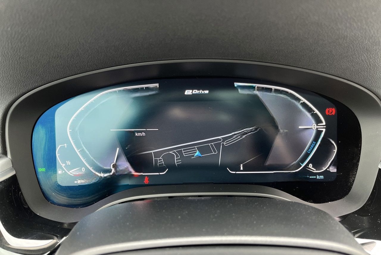 BMW 530e Touring LC-Prof HUD DAB RFK Pano Laser 18" foto 9