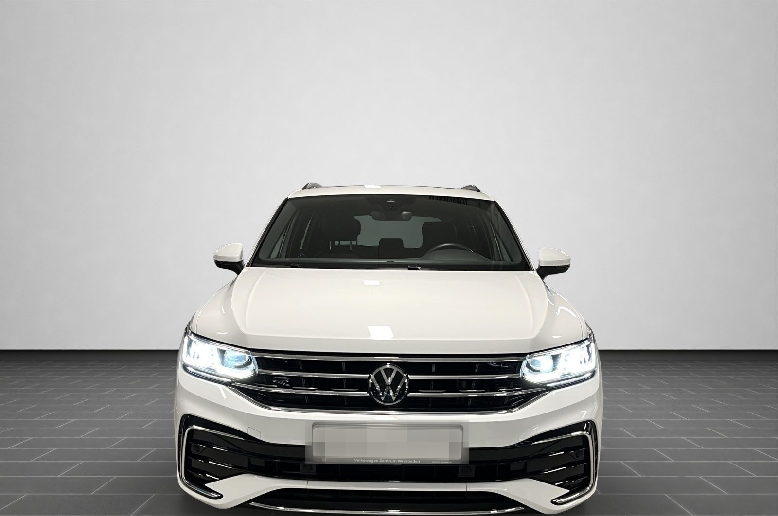 Volkswagen Tiguan 2.0 TDI DSG R-Line, APP, Sitzh., Pano, Ma foto 5